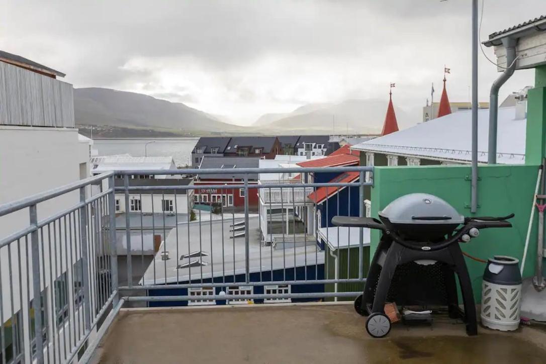 Penthouse On The Main Street, Town Center Akureyri Lejlighed Eksteriør billede