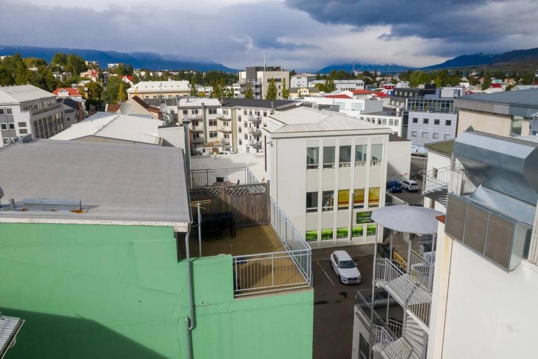 Penthouse On The Main Street, Town Center Akureyri Lejlighed Eksteriør billede